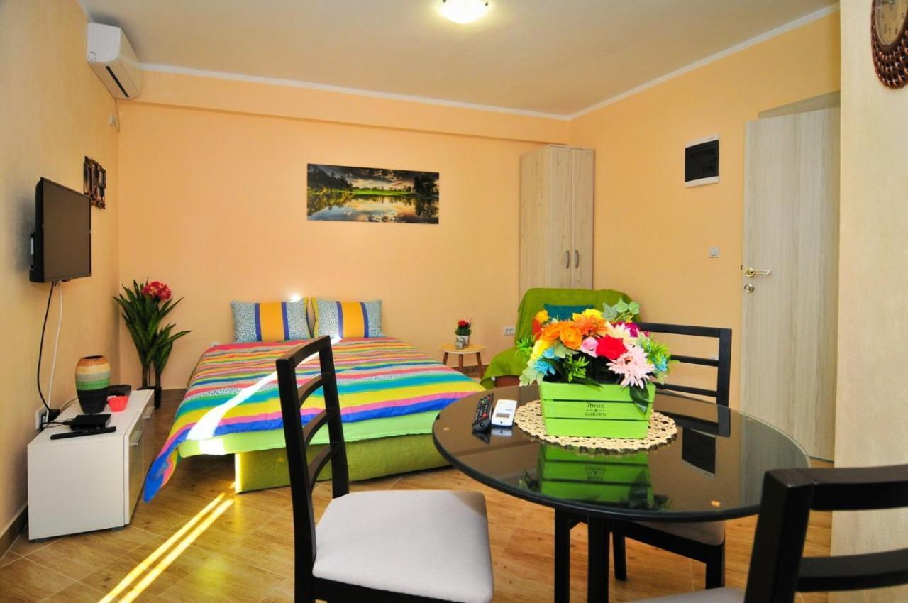 Apartments M&T تيفات المظهر الخارجي الصورة