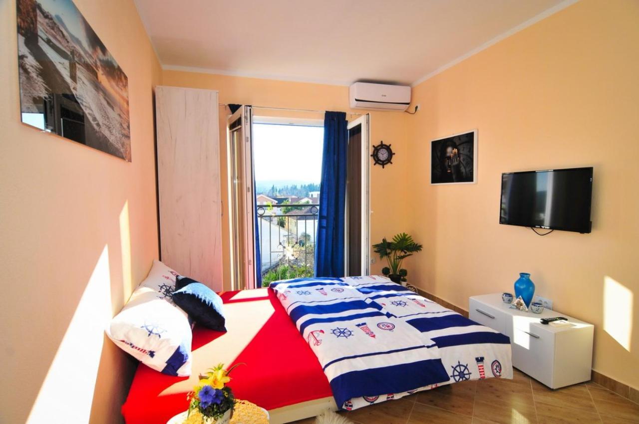 Apartments M&T تيفات المظهر الخارجي الصورة